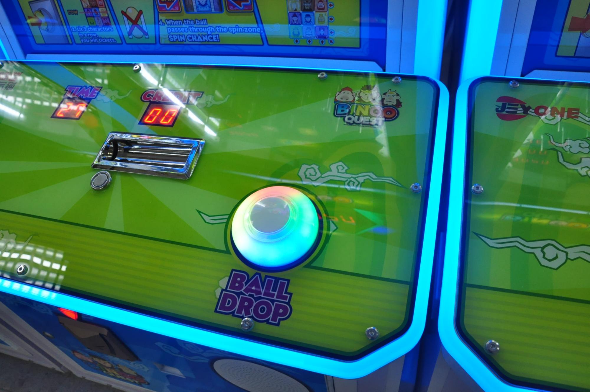 آلة لعبة اليانصيب الداخلية الت - مراجعة Arcade Quest وسعره